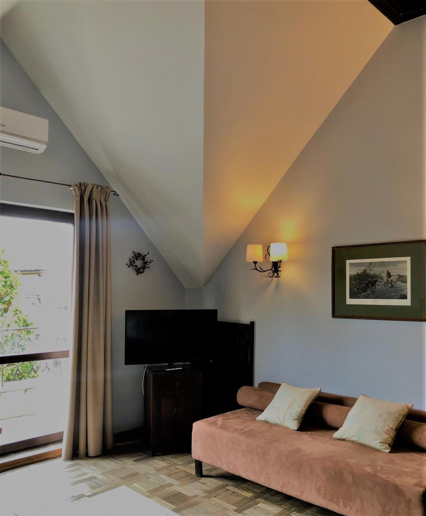 Villa Riccona Bronisze Dış mekan fotoğraf